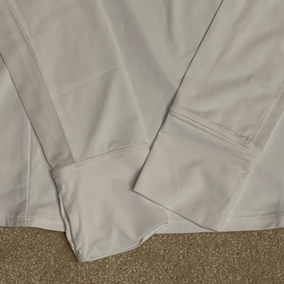 Lilly Pulitzer Luxletic Marion Mesh Panel Half Zip - Picture 3 of 4